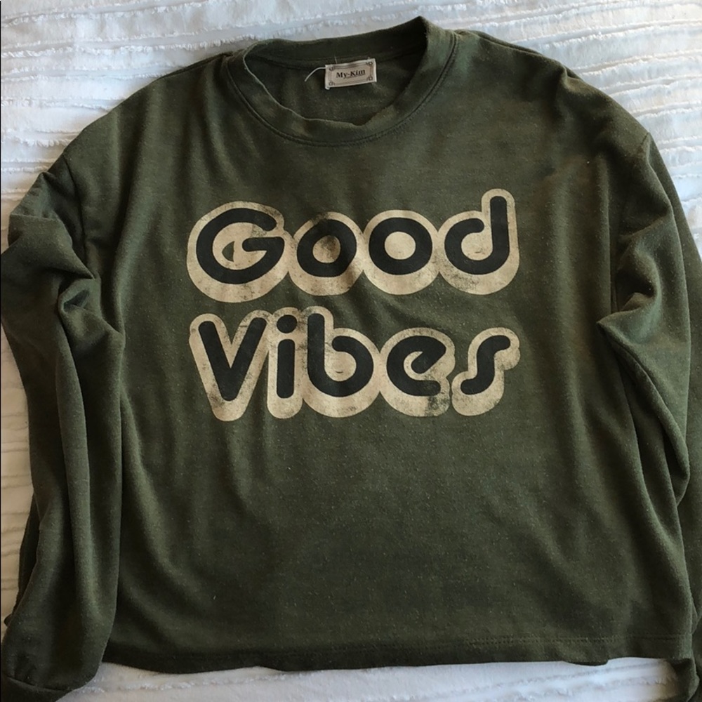 Good Vibes Graphic Long sleeve
